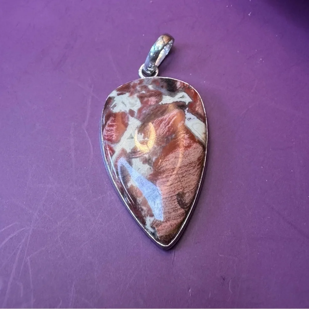 Red Jasper Gemstone Pendant 2.1" - Picture 1 of 4